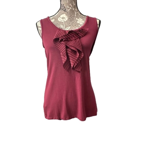 Ann Taylor Women's Medium Burgundy/Maroon Scoop Neckline Ruffled Tank Top - Picture 1 of 14